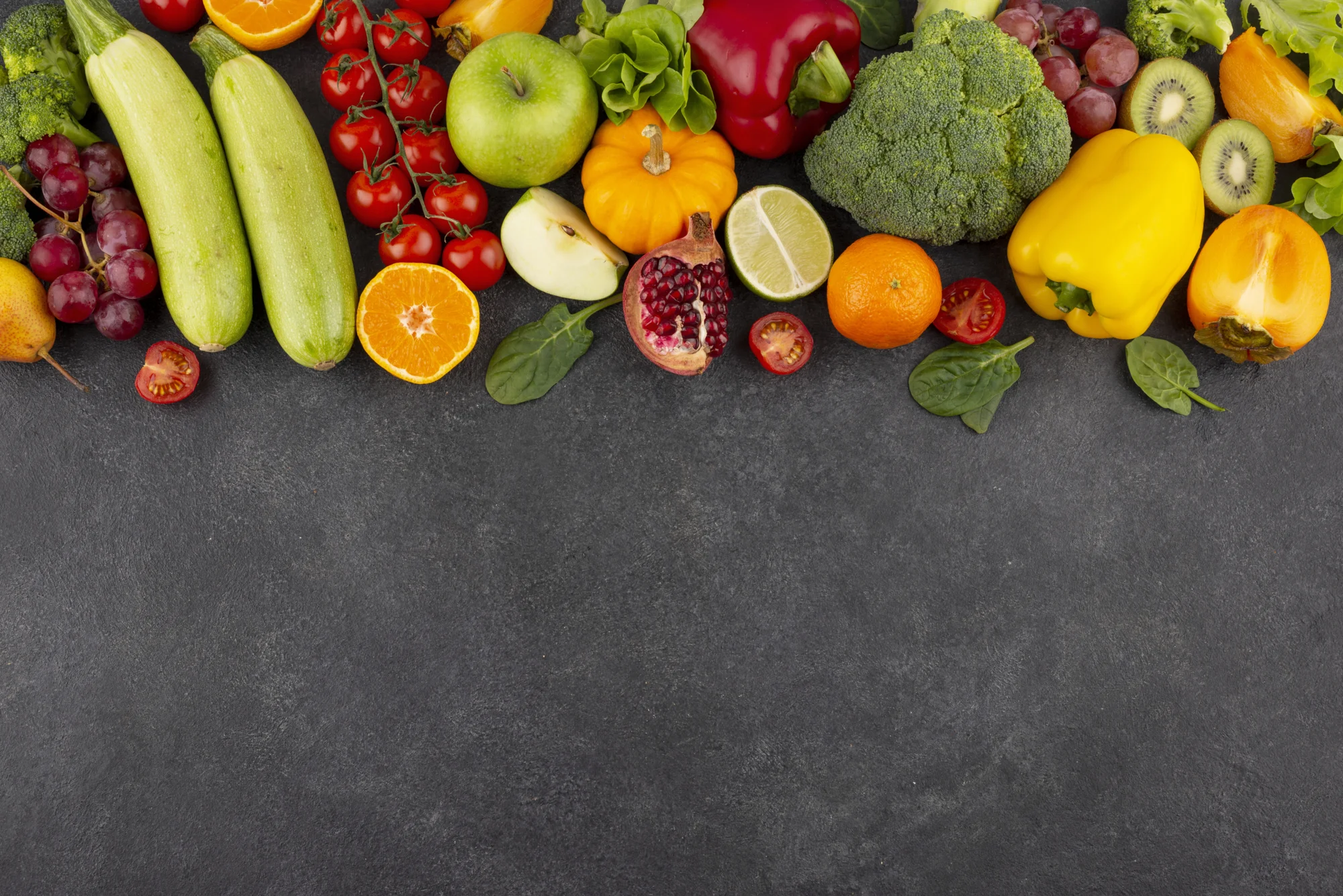 Vista superior de frutas y verduras frescas de Districoven